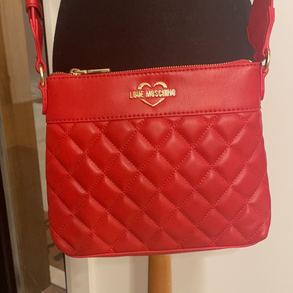 Love Moschino Red Quilted Crossbody - Picture 2 of 8